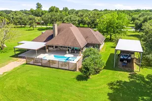 2603 River Rd, Sealy, TX 77474 - Photo 1