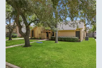 2618 Fontana Drive, Houston, TX 77043 - Photo 5