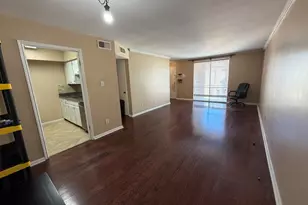 4643 Wild Indigo St, Houston, TX 77027 - Photo 1