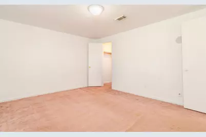 112 Honeysuckle Street, Lake Jackson, TX 77566 - Photo 15