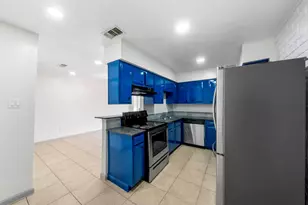 6827 Chasewood Dr, Houston, TX 77489 - Photo 9