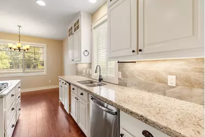 2136 Rockcliffe Loop, College Station, TX 77845 - Photo 5