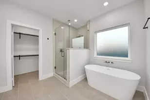 8306 Comal St, Houston, TX 77051 - Photo 33