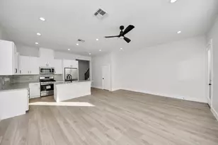 8306 Comal St, Houston, TX 77051 - Photo 13