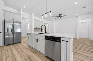 1424 Flamingo St, Conroe, TX 77385 - Photo 19