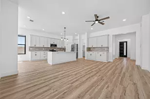 1424 Flamingo St, Conroe, TX 77385 - Photo 11