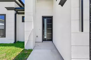 1424 Flamingo St, Conroe, TX 77385 - Photo 7