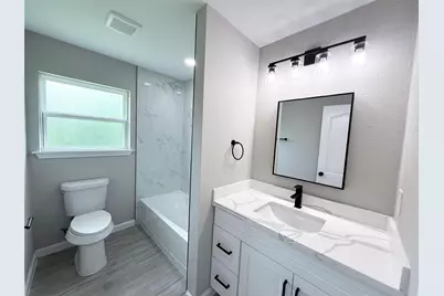 2626 Woodland Street, La Marque, TX 77568 - Photo 11