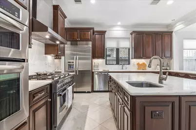 4022 Coleridge Street, Houston, TX 77005 - Photo 9