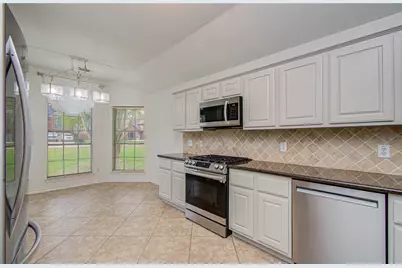 914 Garrett Drive, Magnolia, TX 77354 - Photo 5