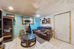 7807 Melrose St, Houston, TX 77022 - Photo 15