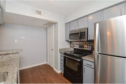 4635 Wild Indigo Street #498, Houston, TX 77027 - Photo 15