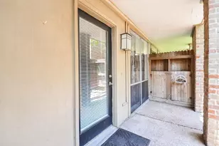 4635 Wild Indigo St, Houston, TX 77027 - Photo 25