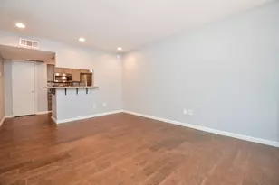 4635 Wild Indigo St, Houston, TX 77027 - Photo 5