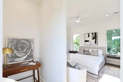 136 E 37th Street, Houston, TX 77018 - Photo 25