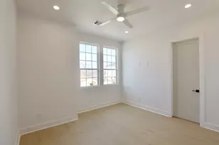 136 E 37th St, Houston, TX 77018 - Photo 31