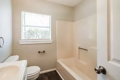 706 E Humble Street, Baytown, TX 77520 - Photo 15