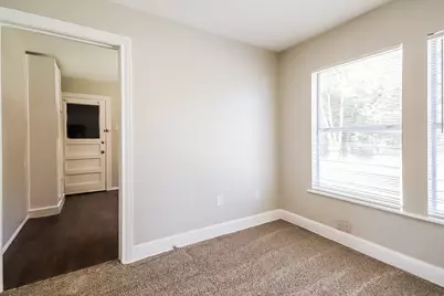 706 E Humble Street, Baytown, TX 77520 - Photo 5