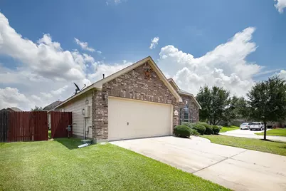 1014 Shadow Glenn Drive, Conroe, TX 77301 - Photo 3