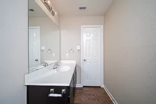 1014 Shadow Glenn Dr, Conroe, TX 77301 - Photo 25