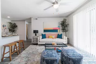 200 Hallow Tree Ln, Houston, TX 77090 - Photo 5