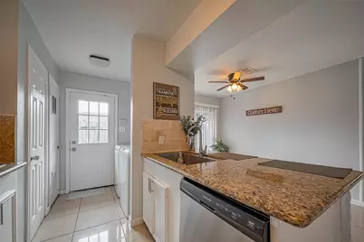 1939 Campbell Road #1939, Houston, TX 77080 - Photo 17