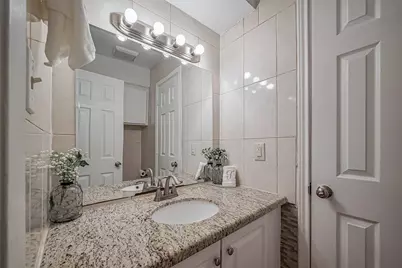 1939 Campbell Road #1939, Houston, TX 77080 - Photo 21