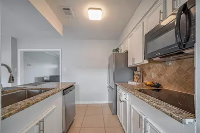 1939 Campbell Road #1939, Houston, TX 77080 - Photo 15