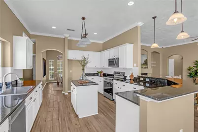 2709 W Oaks Boulevard, Pearland, TX 77584 - Photo 11