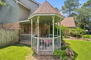 402 Fairbanks Dr, Magnolia, TX 77354 - Photo 5