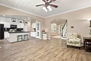 402 Fairbanks Dr, Magnolia, TX 77354 - Photo 15