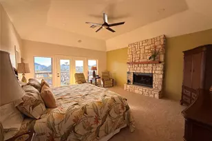 203 Kahmeha Dr, Tiki Island, TX 77554 - Photo 17