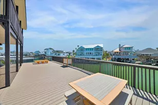 203 Kahmeha Dr, Tiki Island, TX 77554 - Photo 21