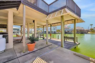 203 Kahmeha Dr, Tiki Island, TX 77554 - Photo 23