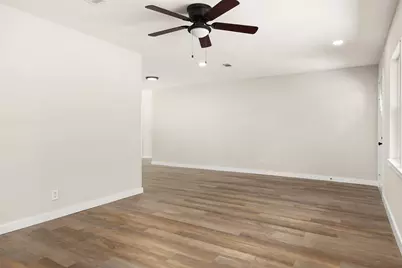715 20th Avenue N, Texas City, TX 77590 - Photo 9