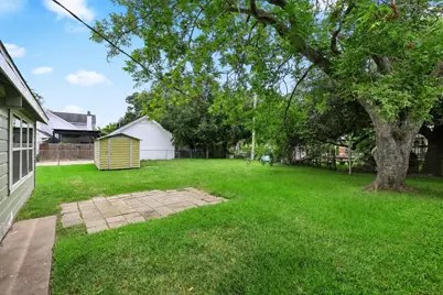 715 20th Avenue N, Texas City, TX 77590 - Photo 21