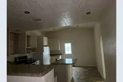 129 New York Avenue, Lakehills, TX 78063 - Photo 17