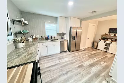 1217 18th Avenue N, Texas City, TX 77590 - Photo 7