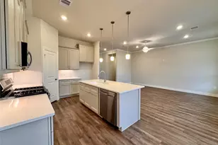 10340 Woodhill Spa Ln, Cleveland, TX 77327 - Photo 7