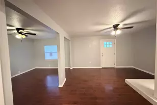 1003 W 12th St, Freeport, TX 77541 - Photo 3