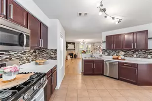 16734 Warbler Dr, Conroe, TX 77385 - Photo 5