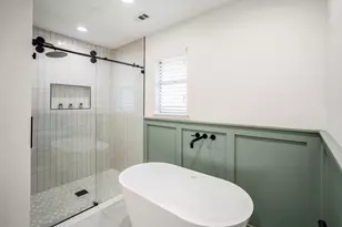 8006 Vickridge Ln, Spring, TX 77379 - Photo 23