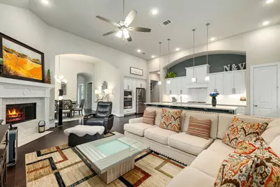 223 Calm Savanna Court, Conroe, TX 77318 - Photo 9