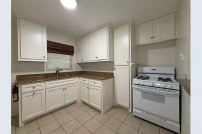 1320 Heights Boulevard #2, Houston, TX 77008 - Photo 7