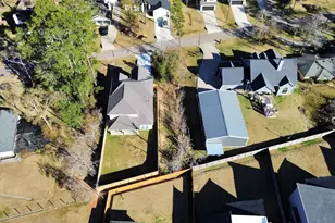 1335 Glen Oaks Dr, Conroe, TX 77385 - Photo 5