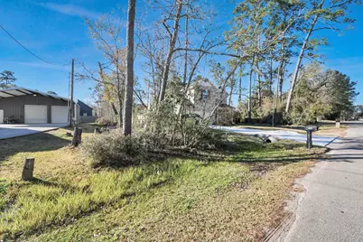 1335 Glen Oaks Drive, Conroe, TX 77385 - Photo 13