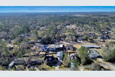 1335 Glen Oaks Drive, Conroe, TX 77385 - Photo 15