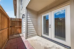 10615 Briar Forest Dr, Houston, TX 77042 - Photo 27