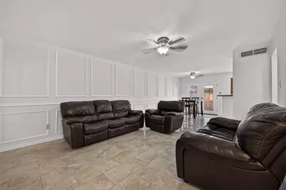 10615 Briar Forest Drive #1002, Houston, TX 77042 - Photo 5