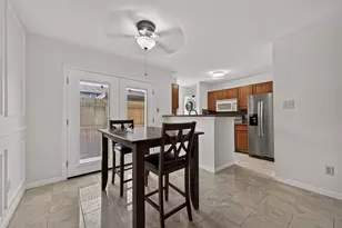 10615 Briar Forest Dr, Houston, TX 77042 - Photo 9